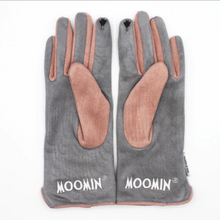 Load image into Gallery viewer, Moomin Love Gloves
