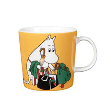 Load image into Gallery viewer, Moomin Mug - Moominmamma, Apricot NEW for 2014 front
